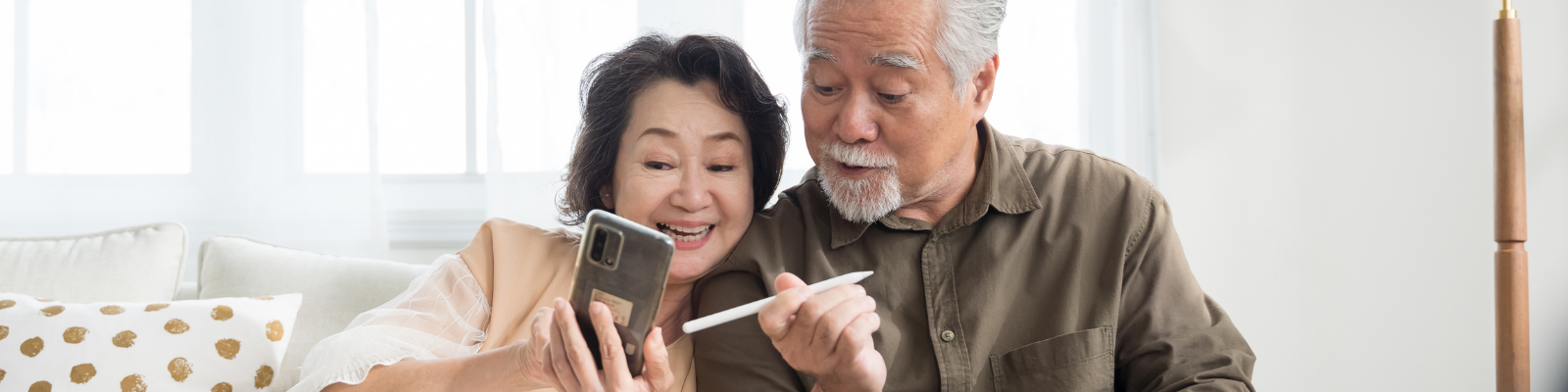 Red Wireless Fine Print Banner - Couple on a Cell Phone