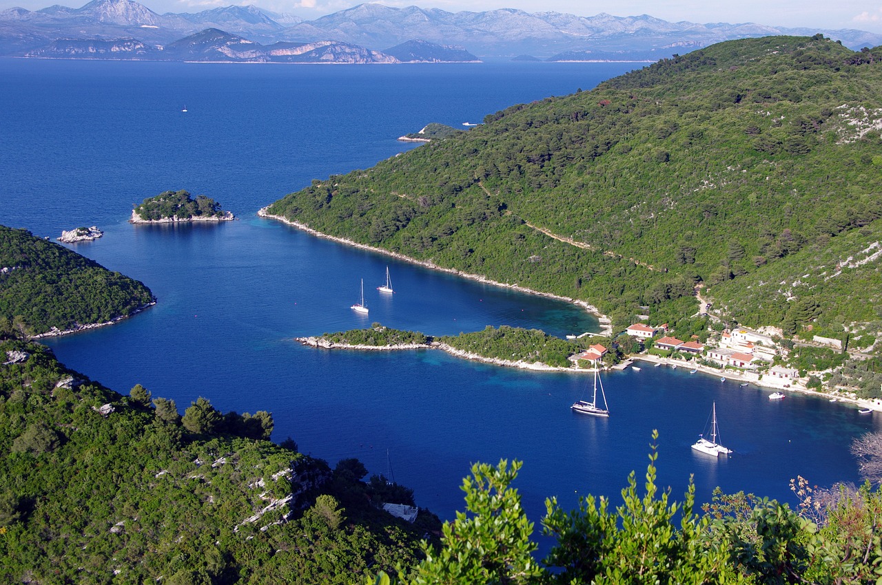 Mljet Island (Croatia) – yacht cruising along the Dalmatian Coast